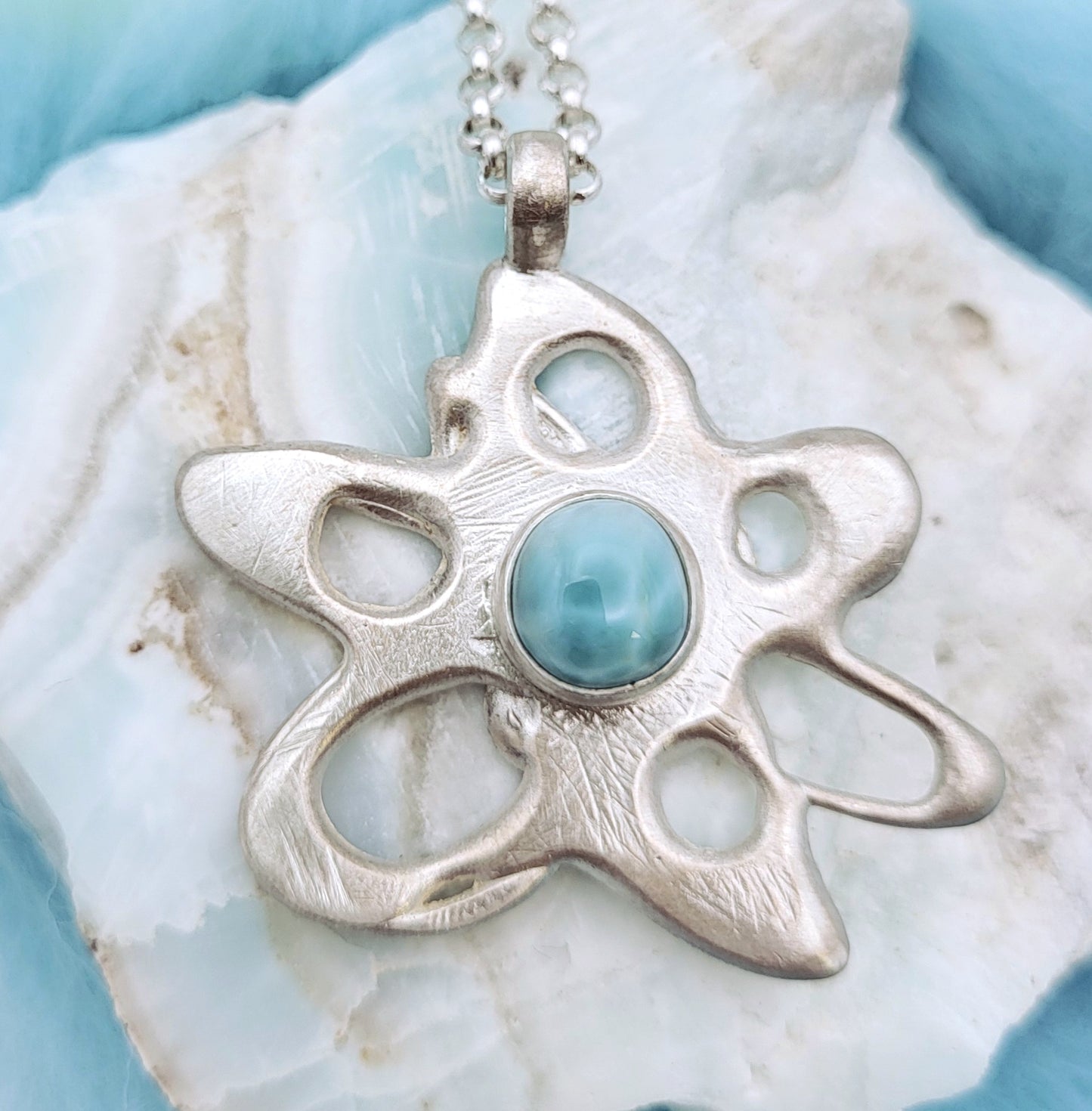 Bloom - Anhänger aus Sterlingsilber mit Larimar