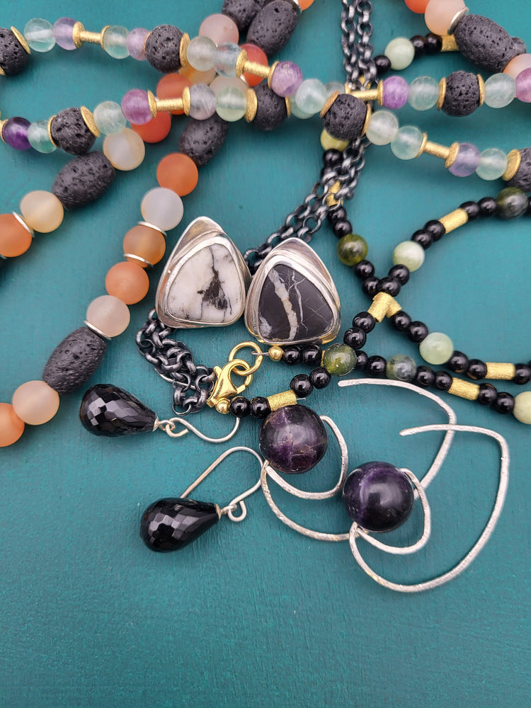 Black Beauties - Die Magie schwarzer Steine