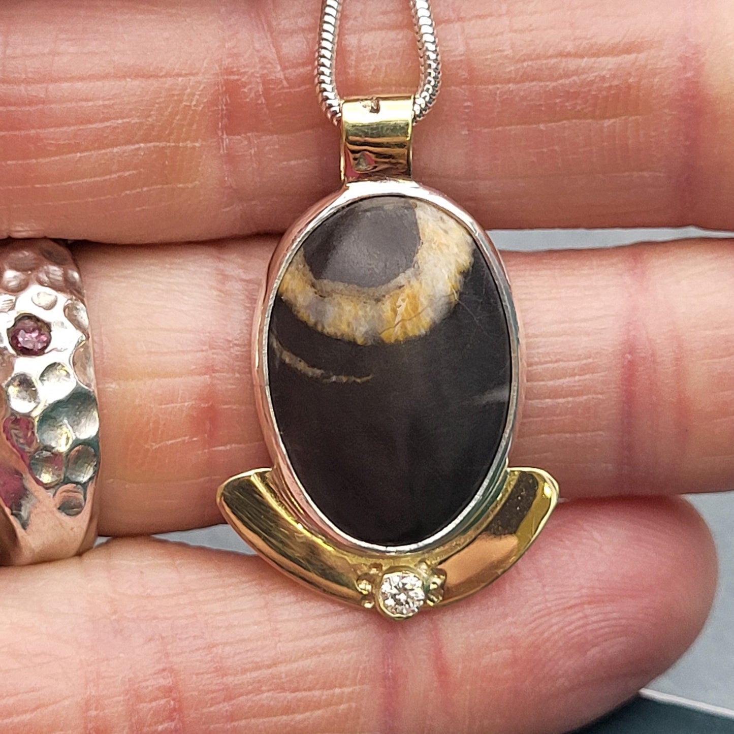 Interstellar- Anhänger in 750er Gold & 925er Silber- ein Hauch von Kosmos