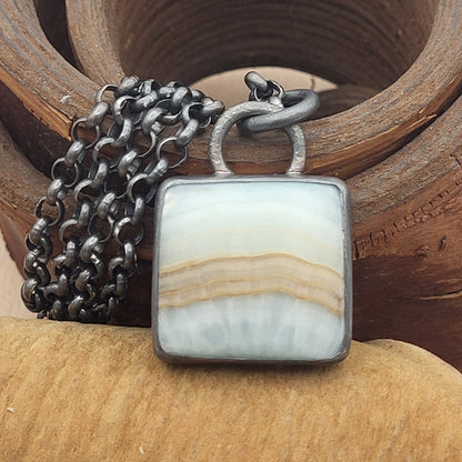 Aragonit-Anhänger - Aus den Tiefen der Erde